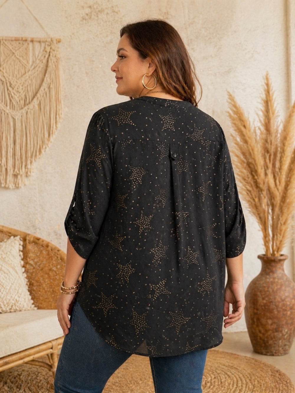Torrid Harper Georgette Star Print Blouse ✨ - Picture 4 of 8